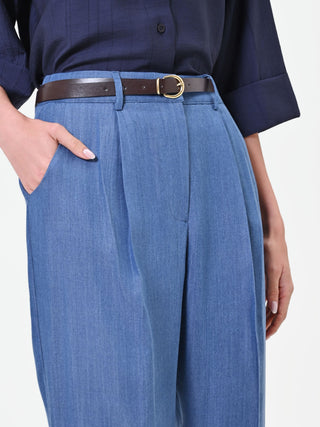 Blaue Lyocell-Hose mit Bundfalten