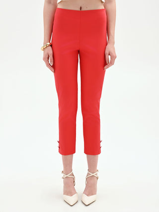 Pantalone rosso fragola con bottoni sul fondo