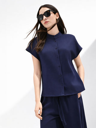 Blusa azul marino con cuello mao