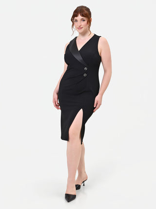 Schwarzes Curvy-Etuikleid aus Scuba-Crêpe mit Revers