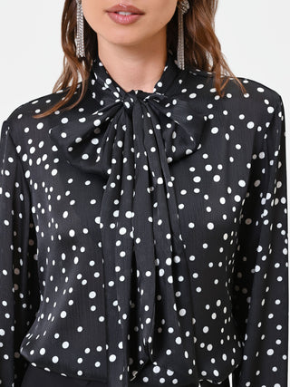 Blusa nera a pois con nastro lavallière
