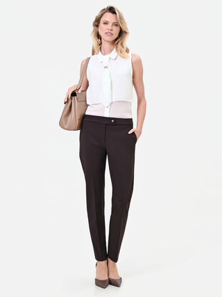 Dunkelbraune Zigarettenhose