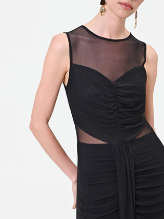 Schwarzes Maxikleid mit Tüll-Details