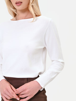 Cremefarbener Pullover mit U-Boot-Ausschnitt