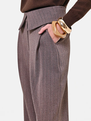 Pantalone in misto viscosa marrone a palazzo con vita asimmetrica