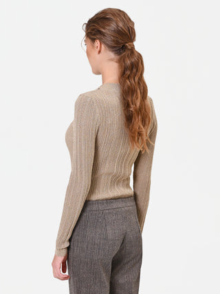 Maglia in viscosa oro a costine con cut-out