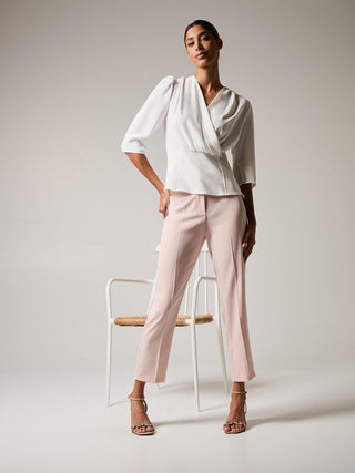 Pantalon rose pâle en tissu crêpe cady