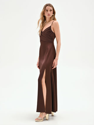 Abito lungo cioccolato con corpino drappeggiato