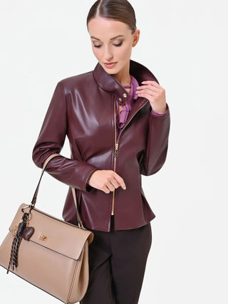 Bordeauxrote Kunstlederjacke mit Schößchen