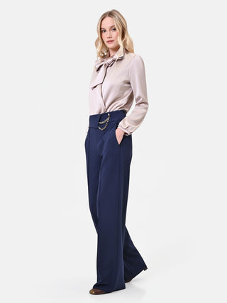 Pantalone a gamba larga blu navy con catenella dorata