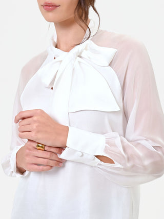 Blusa Studio bianca in georgette con fiocco