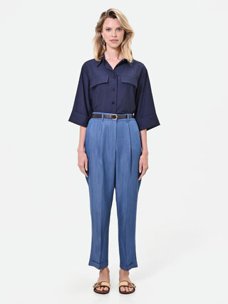 Blaue Lyocell-Hose mit Bundfalten
