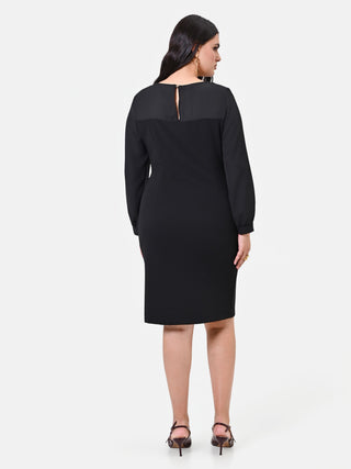 Abito Curvy  tubino nero con scollo a goccia