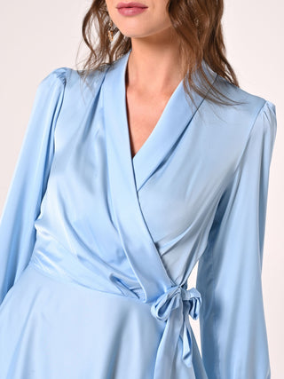 Überkreuztes Kleid in Hellblau aus Satin