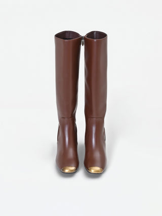 Botte haute couleur chocolat avec détail doré