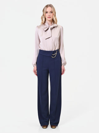 Pantalone a gamba larga blu navy con catenella dorata