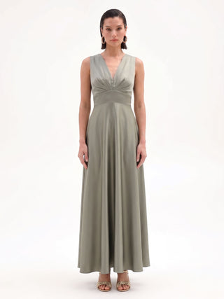 Robe longue drapée vert sauge