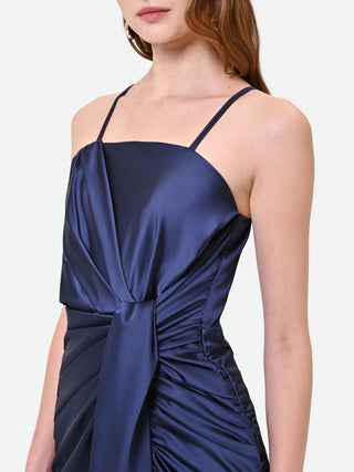 Abito lungo blu navy con nodo e drappeggio