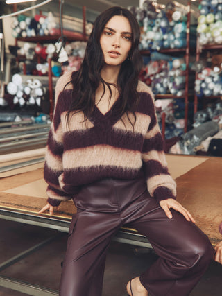 Beiger Taubengrauer Pullover mit Streifen aus Wolle und Mohair-Mischung