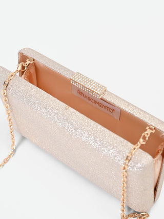 Pochette dorée avec fermoir bijou