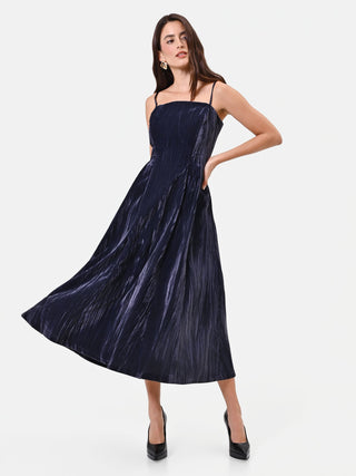 Blue hammered midi dress with a straight neckline