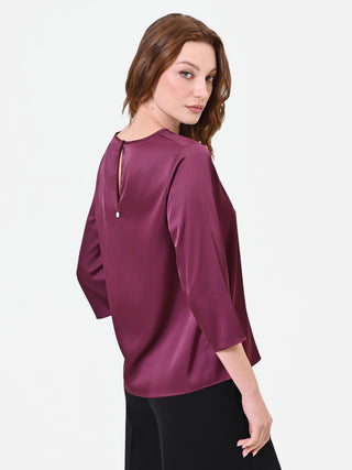 Blouse en satin rouge bordeaux