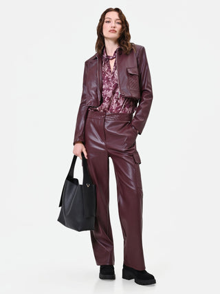 Pantalone cargo bordeaux rosso in similpelle