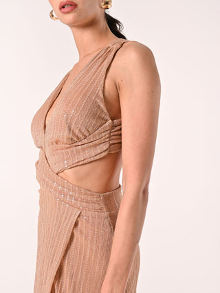 Robe nude avec paillettes et découpes