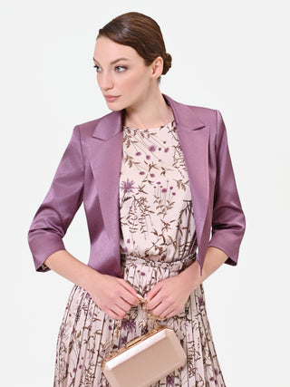 Kurze Satinjacke in Altrosa