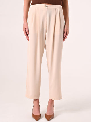 Pantalón efecto gofrado beige