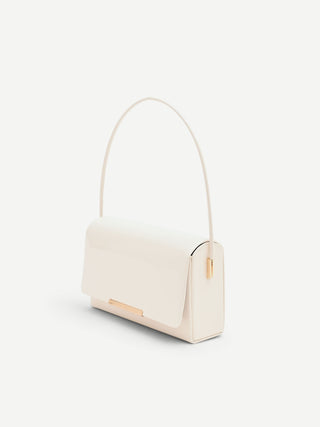 beige patent-effect rigid clutch