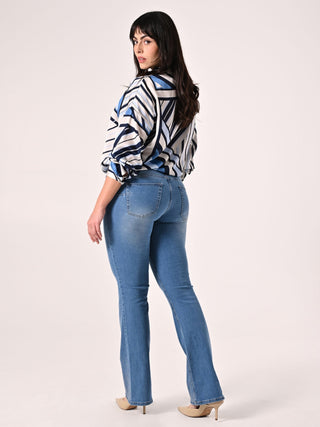 Curvy Flared Jeans