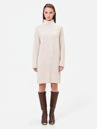 Robe en maille crème à texture côtelée