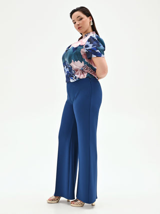 Pantalone Curvy  a palazzo blu brillante in scuba mano crepe