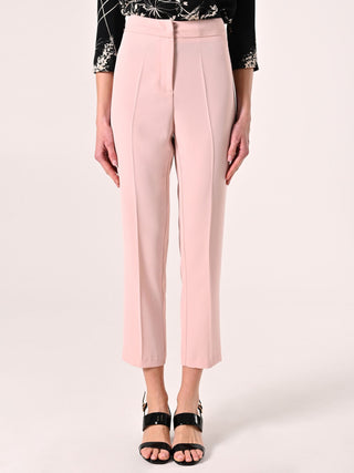 Pantalon rose pâle en tissu crêpe cady