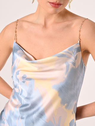 Robe longue avec bretelles bijoux