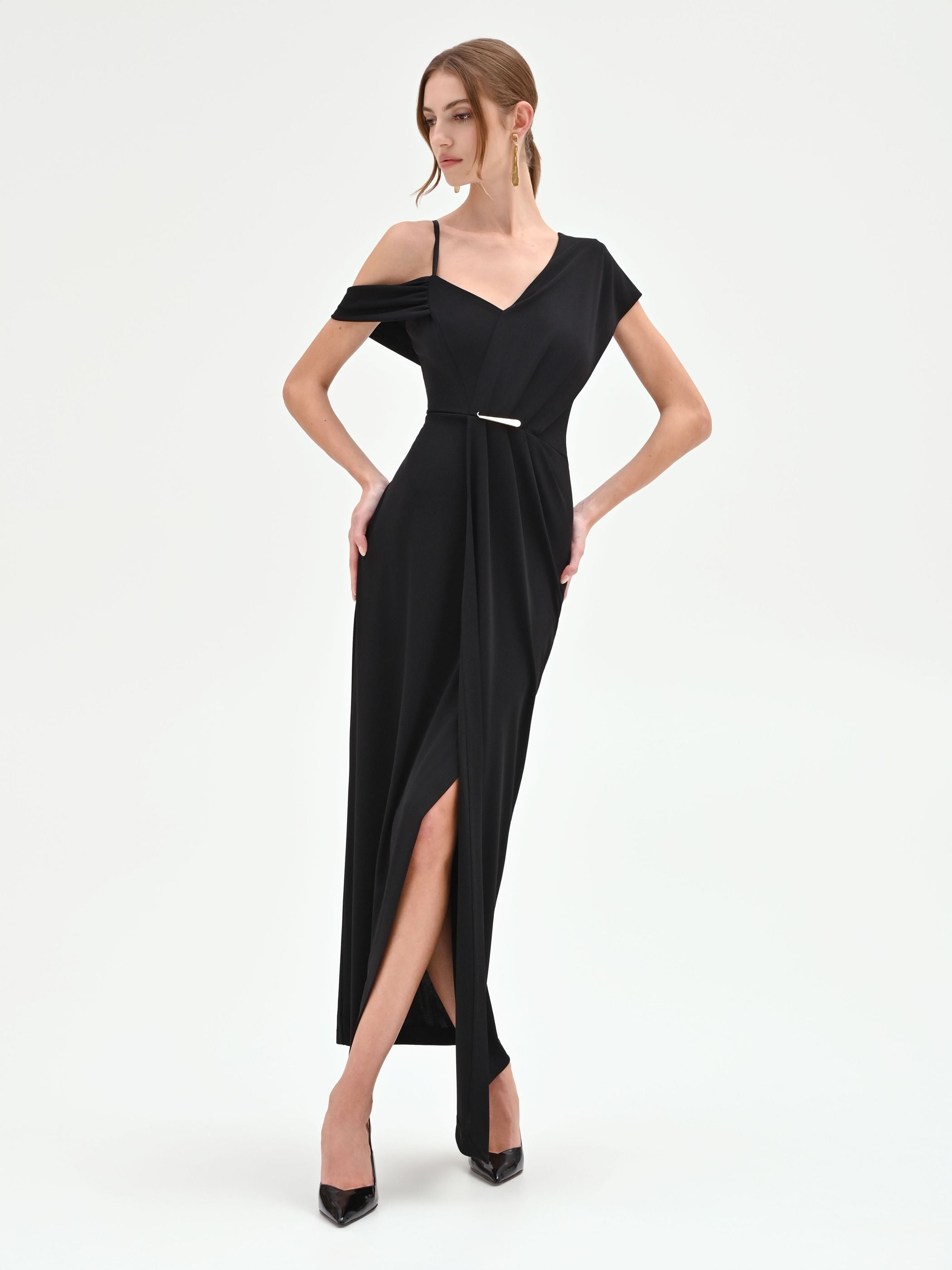 Abito Lungo Donna Rinascimento Nero - Modello CFC0115242003, Eleganza Senza Tempo - 2