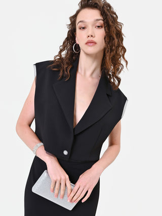 Schwarze Cropped-Weste mit Schmuckknopf