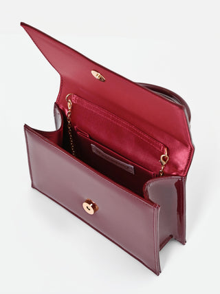 Sac à main bordeaux effet verni