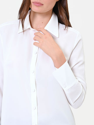 Satinbluse in Cremeweiß