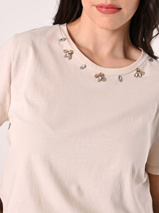 T-shirt curvy beige avec pierres