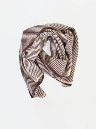 Écharpe chocolat à motif sergé