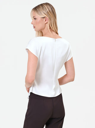 Satinbluse in Cremeweiß mit Bindegürtel