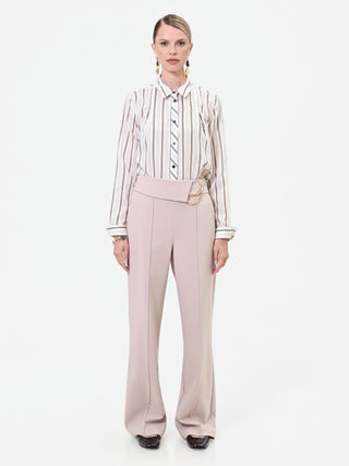 High-Waist-Hose in Taupe-Beige mit Zierkette