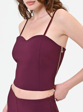 Bordeauxrotes Crop-Top mit Herzausschnitt