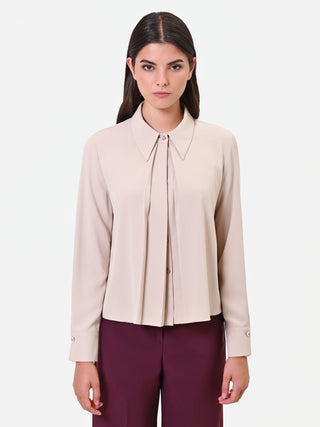 Georgette-Bluse in Taupe-Beige mit überlappenden Falten