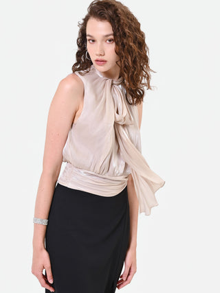 Satintop in Taupe mit seitlicher Schleife