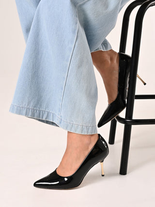 Pumps with Gold Heel