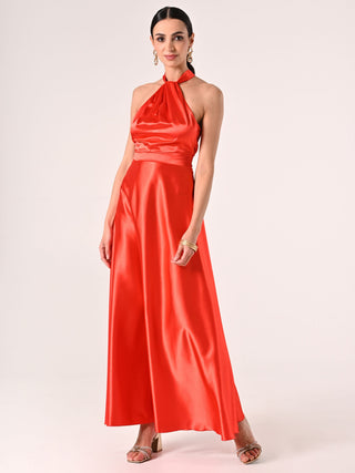 Robe longue orange en satin