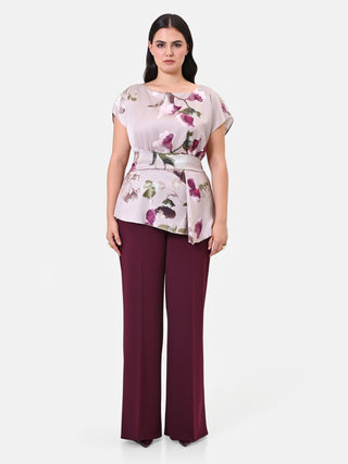 Blusa Curvy panna con stampa floreale e fondo asimmetrico